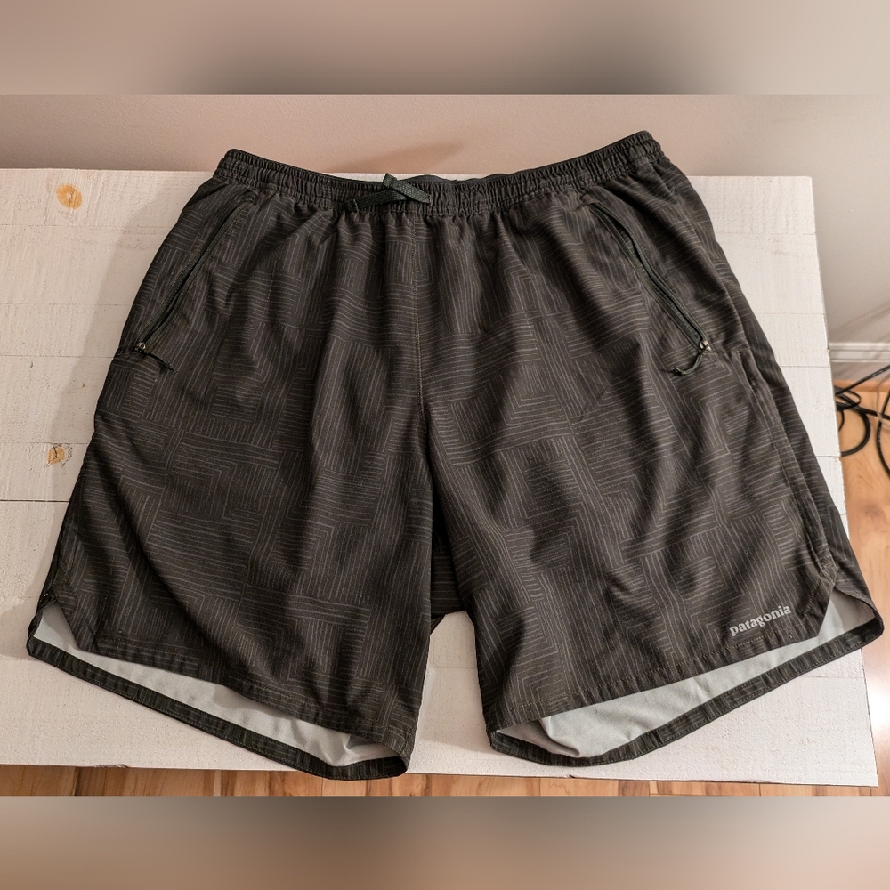 Men’s Patagonia Green Nine Trails Lined Shorts